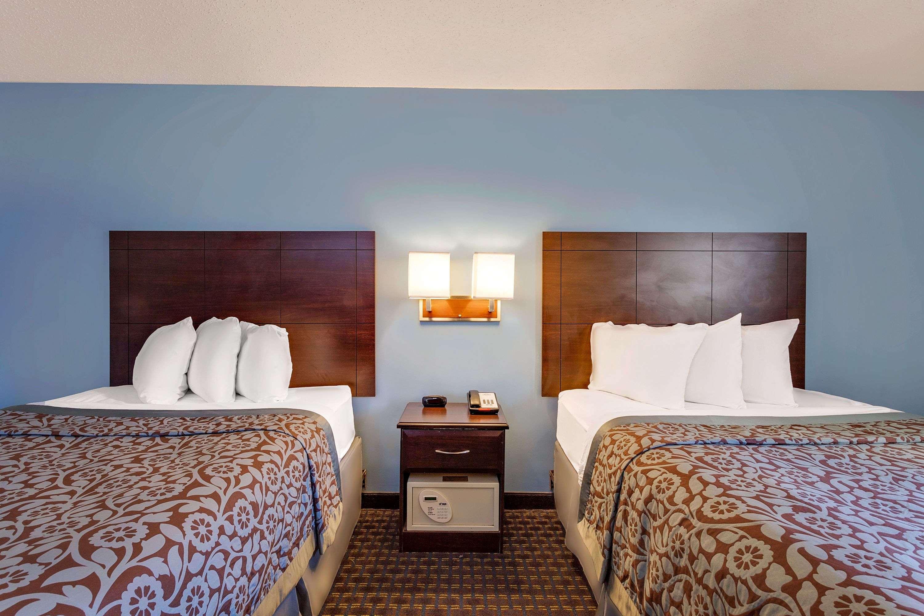 Days Inn By Wyndham Shrewsbury Worcester Eksteriør billede
