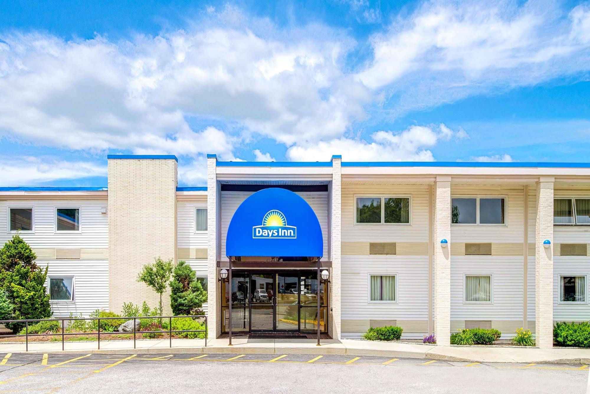 Days Inn By Wyndham Shrewsbury Worcester Eksteriør billede